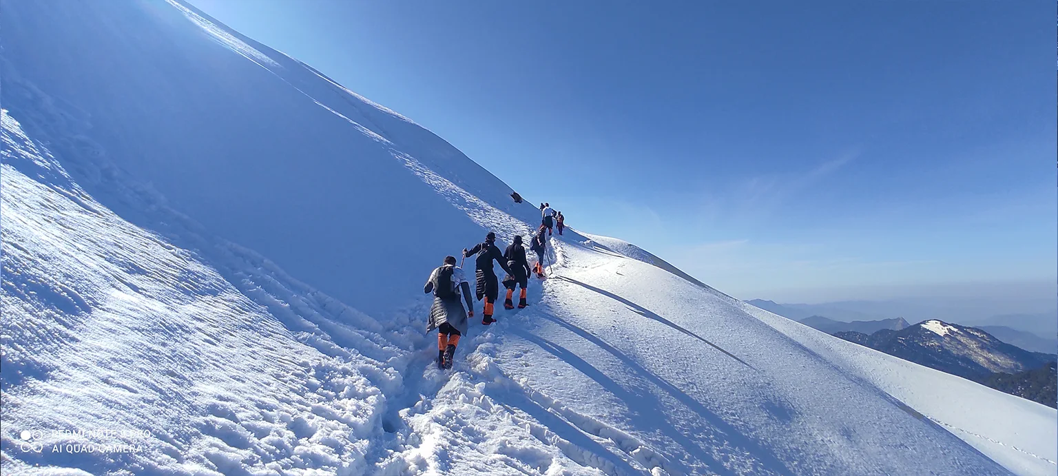 Chopta Chandrashila Tungnath Trek with Deoriatal